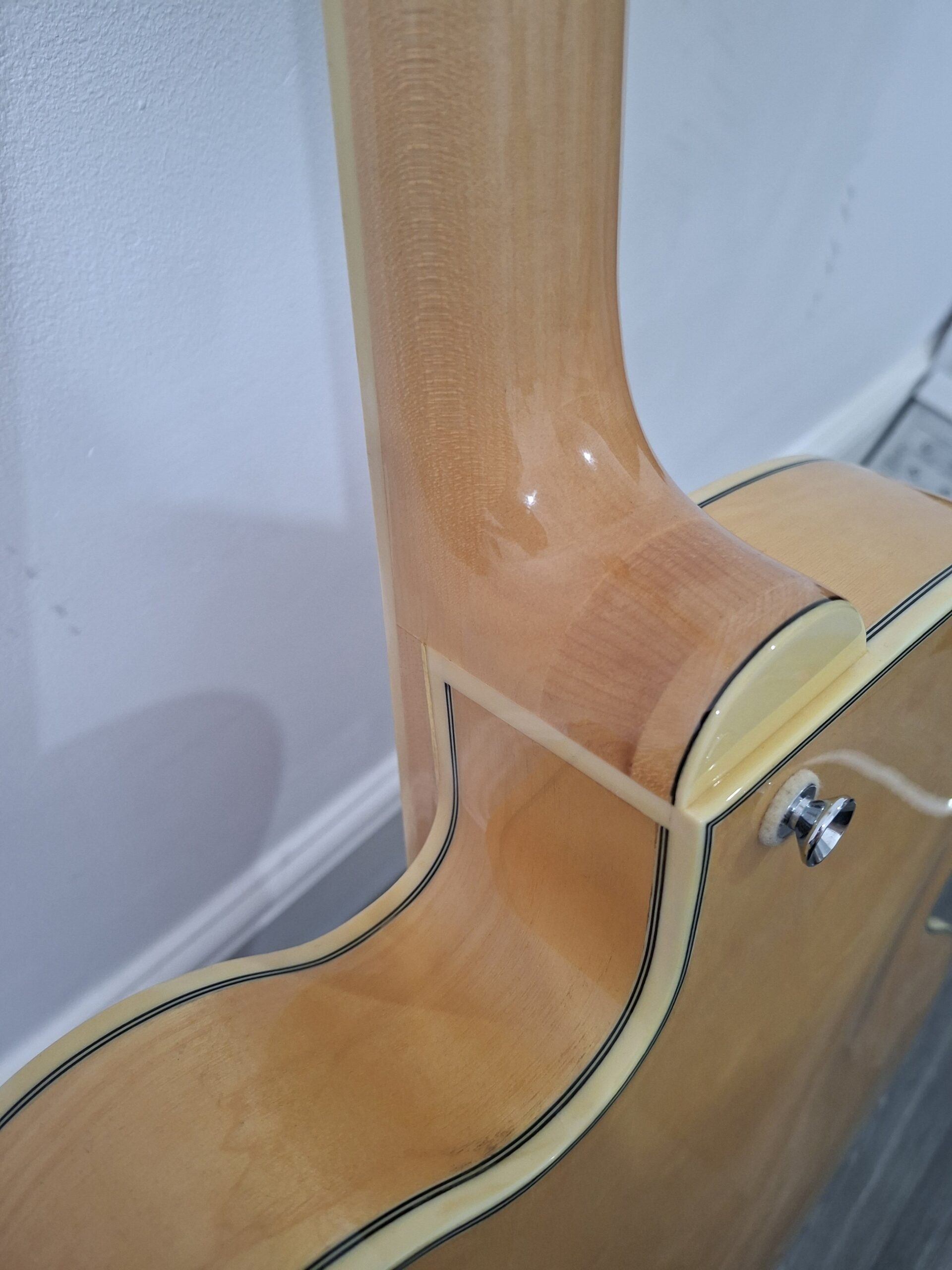 Peavy Rockingham in blonde