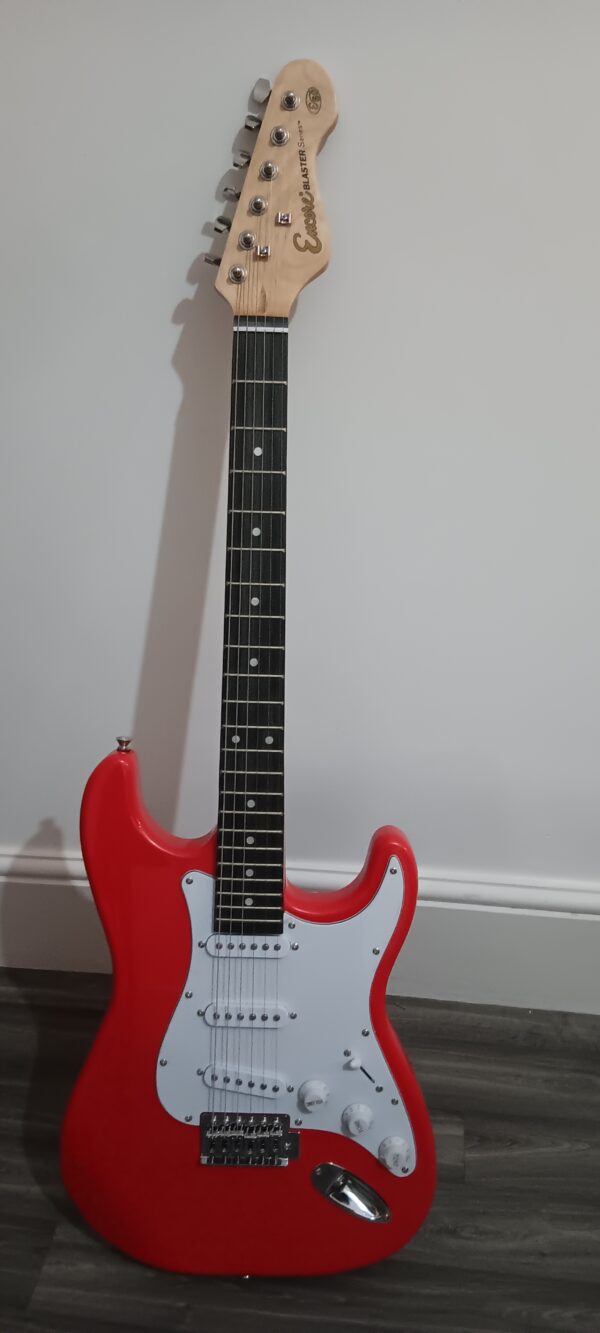 YZ)     Encore Blaster electric guitar in red