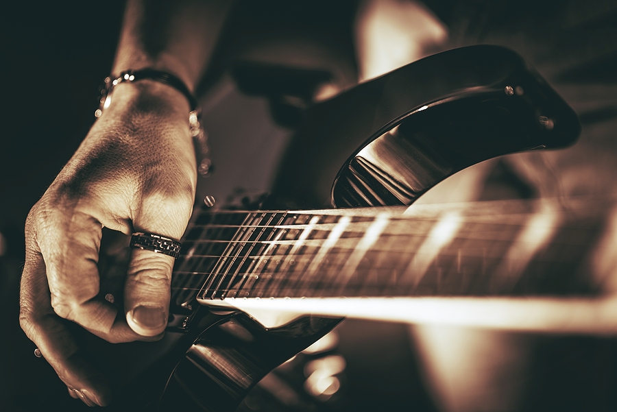 buy guitars online
