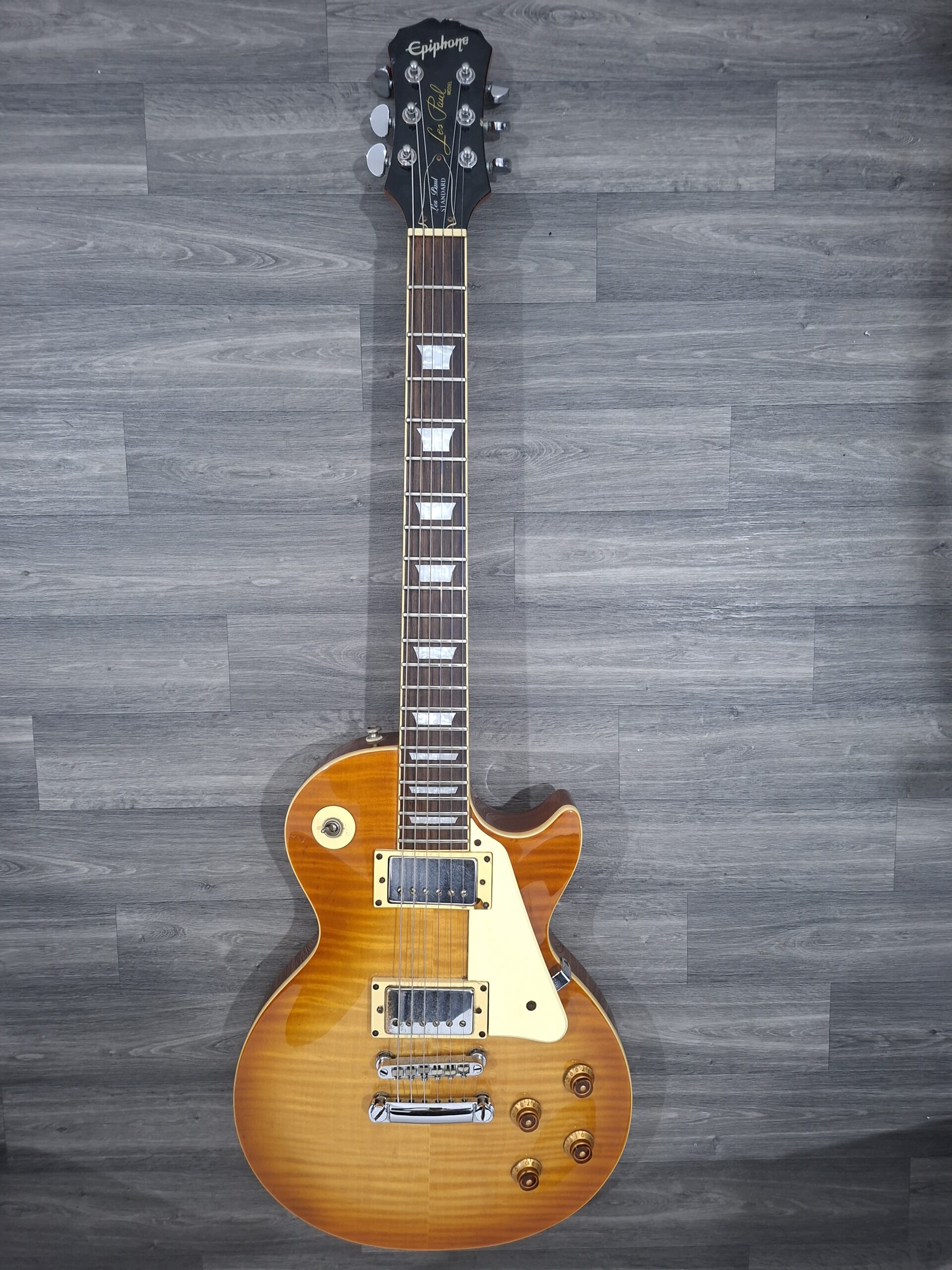 Epiphone les paul standard