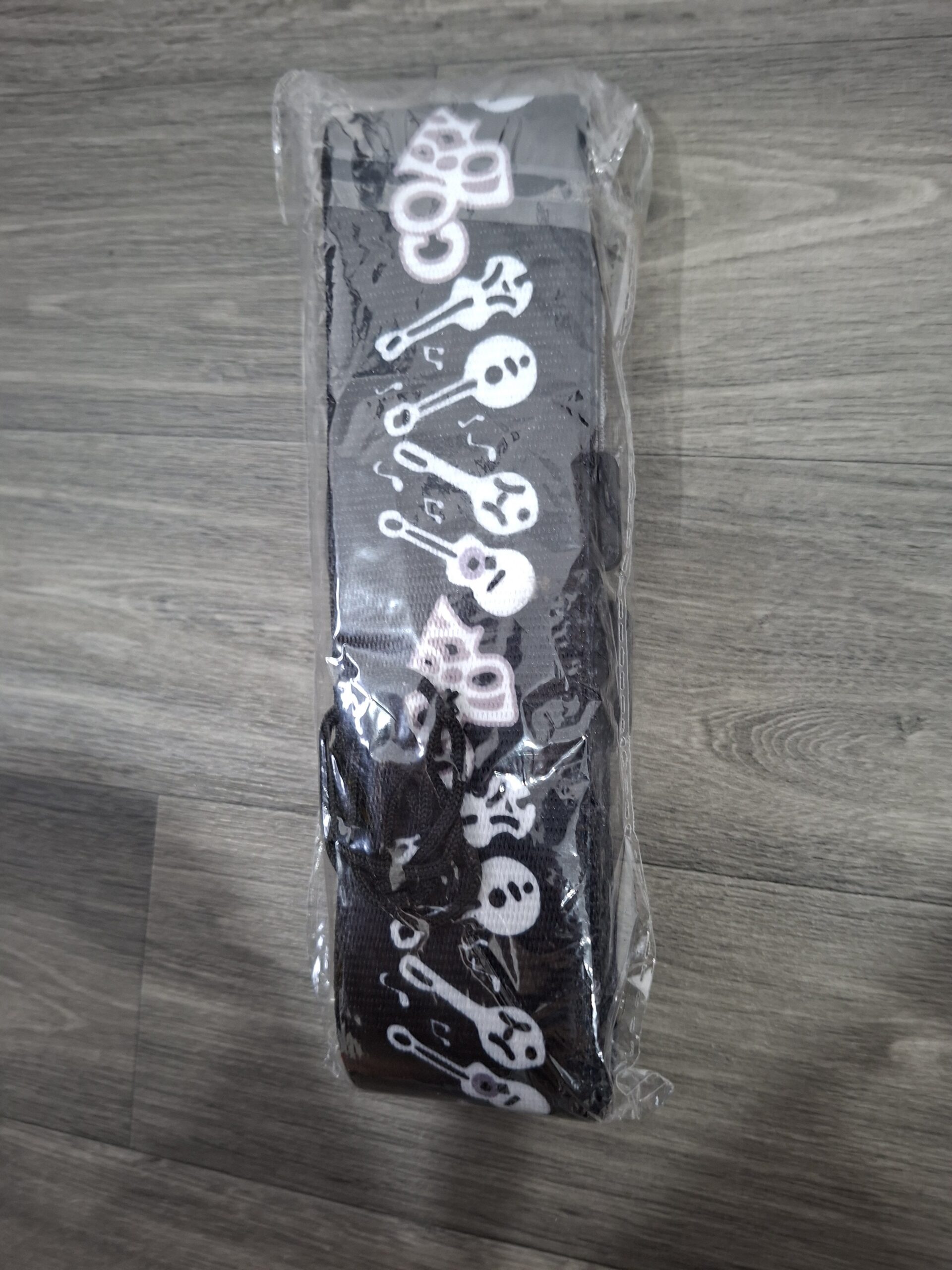 guitar strap