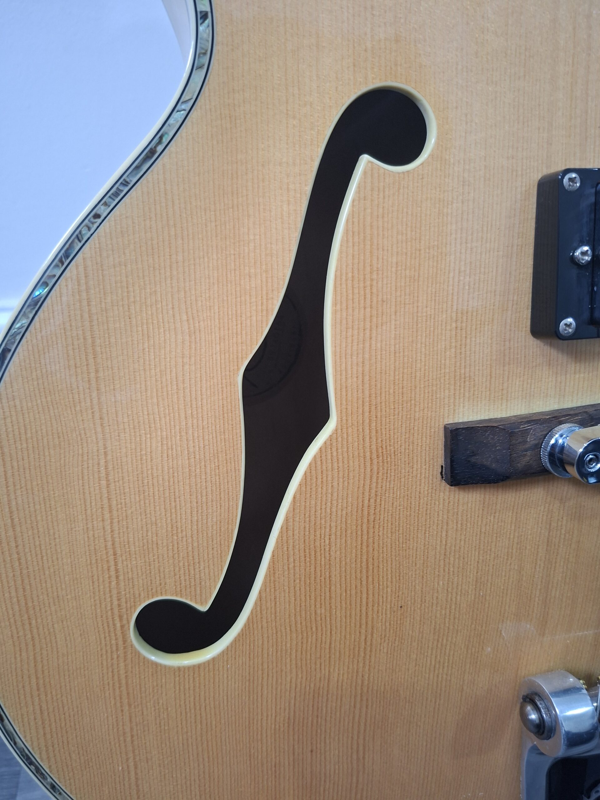 Peavy Rockingham in blonde